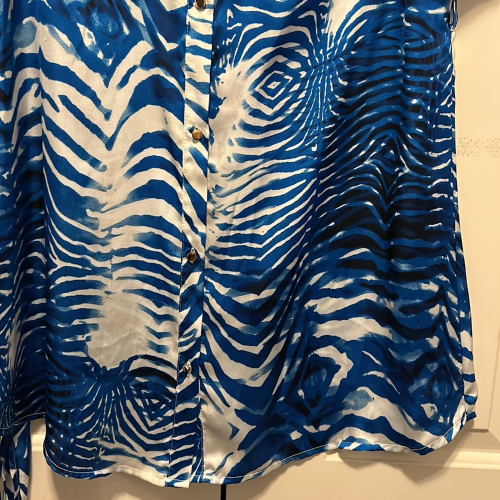 Cache Front Button Down Animal Point Size. M - image 6